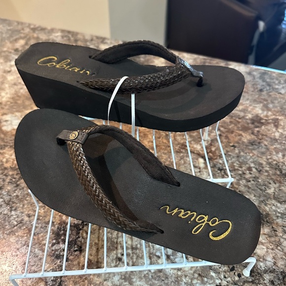 Cobian Women’s Sandals - Picture 6 of 10